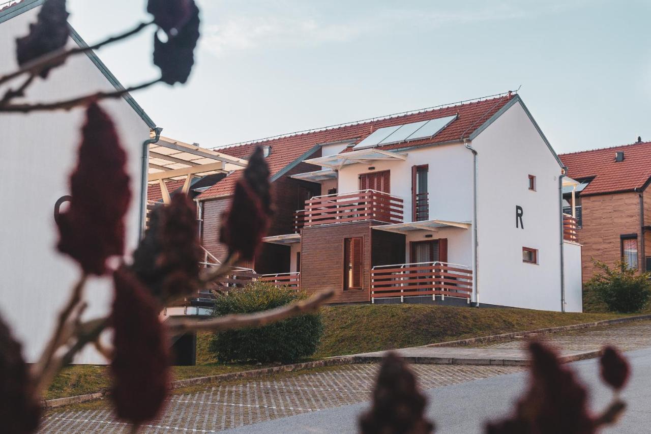 St. Martin'S Apartments Grkavescak 外观 照片